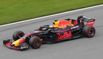 กระทิงแดงมาแรง การแข่งขัน F1